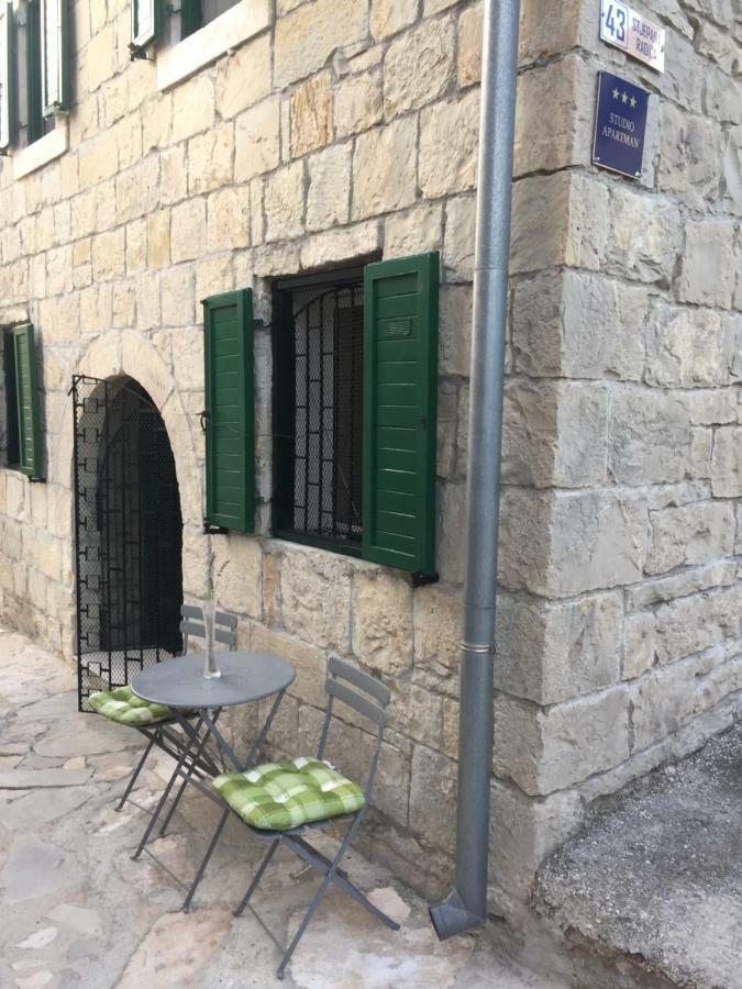 ברלה Studio Apartment Jelinek מראה חיצוני תמונה